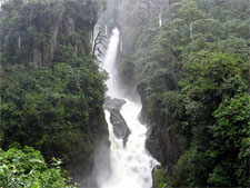Pailon del Diablo, Ecuador